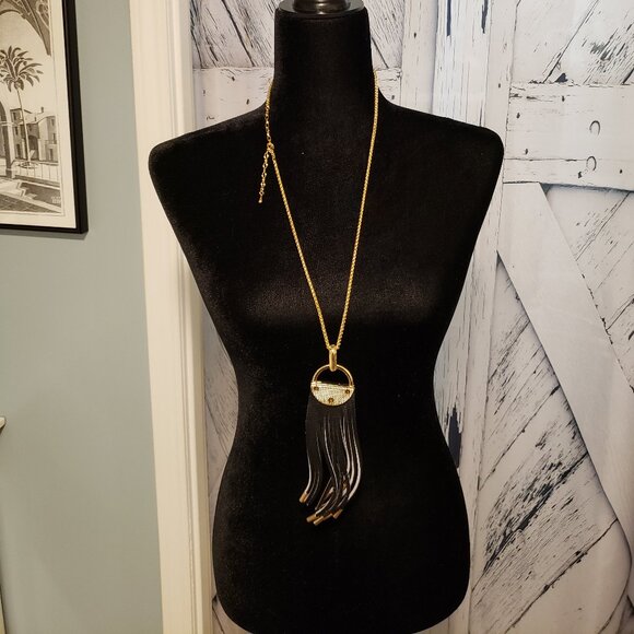 Reversible Long Leather Black & White Fringe Necklace - Picture 5 of 5